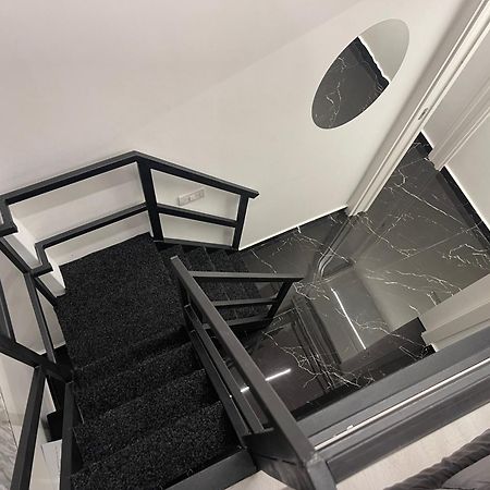 Hotel Lux House Naples Airport Zewnętrze zdjęcie