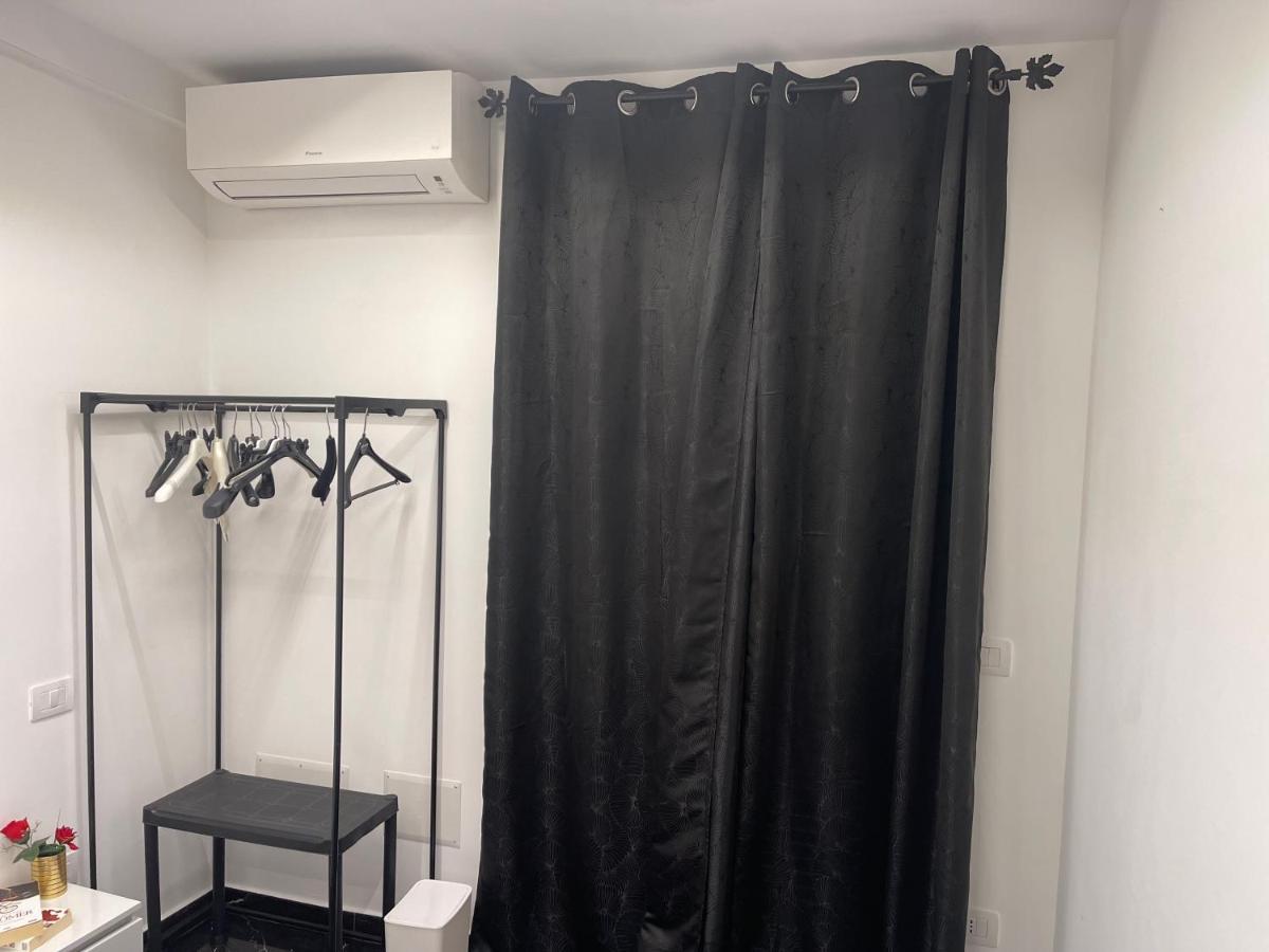 Hotel Lux House Naples Airport Zewnętrze zdjęcie