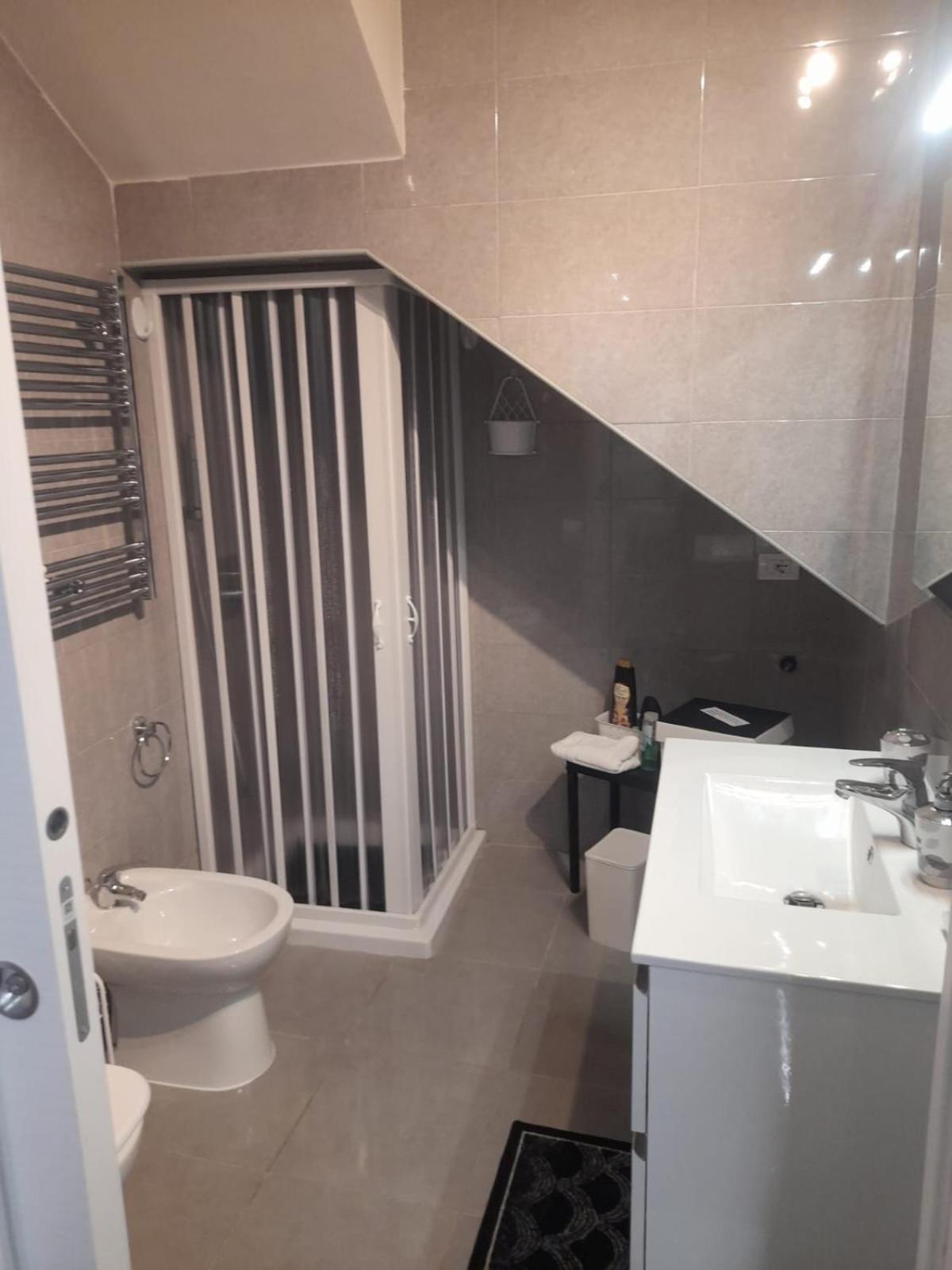 Hotel Lux House Naples Airport Zewnętrze zdjęcie